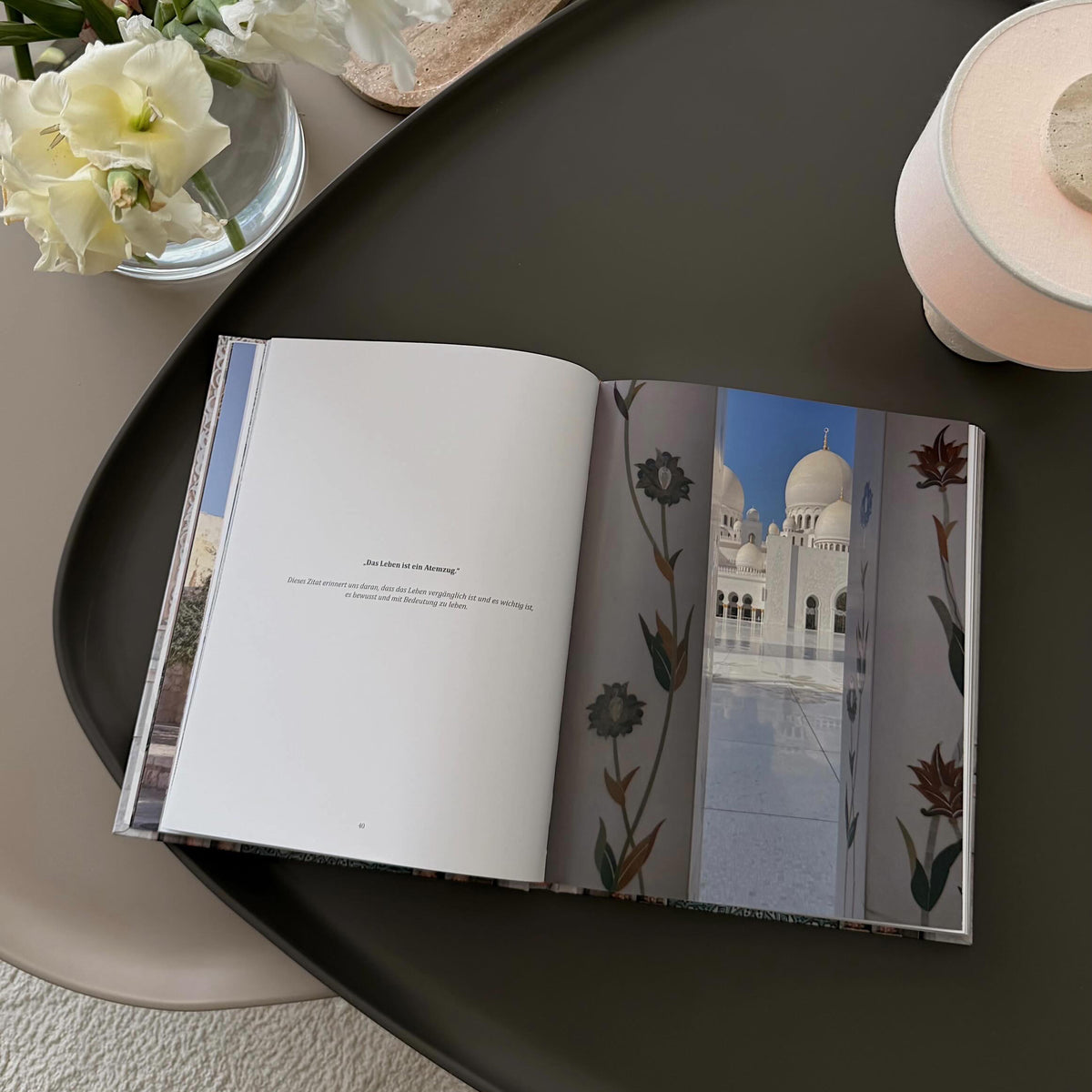 The Beauty of Islam - Table Book GOLD